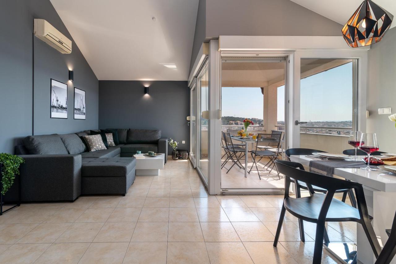 Apartment No. 8 Trogir Bagian luar foto