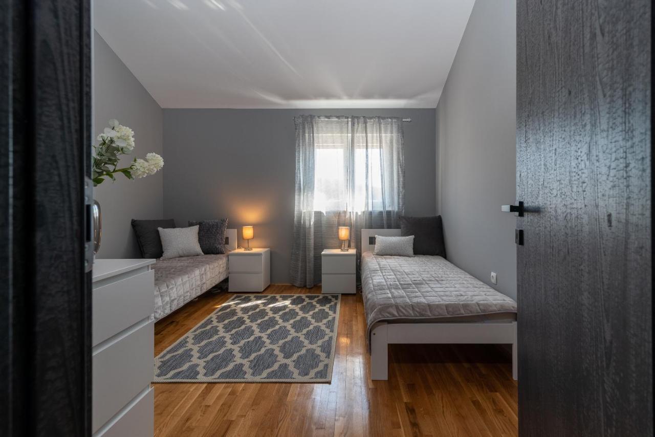 Apartment No. 8 Trogir Bagian luar foto