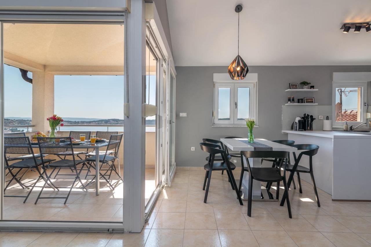 Apartment No. 8 Trogir Bagian luar foto